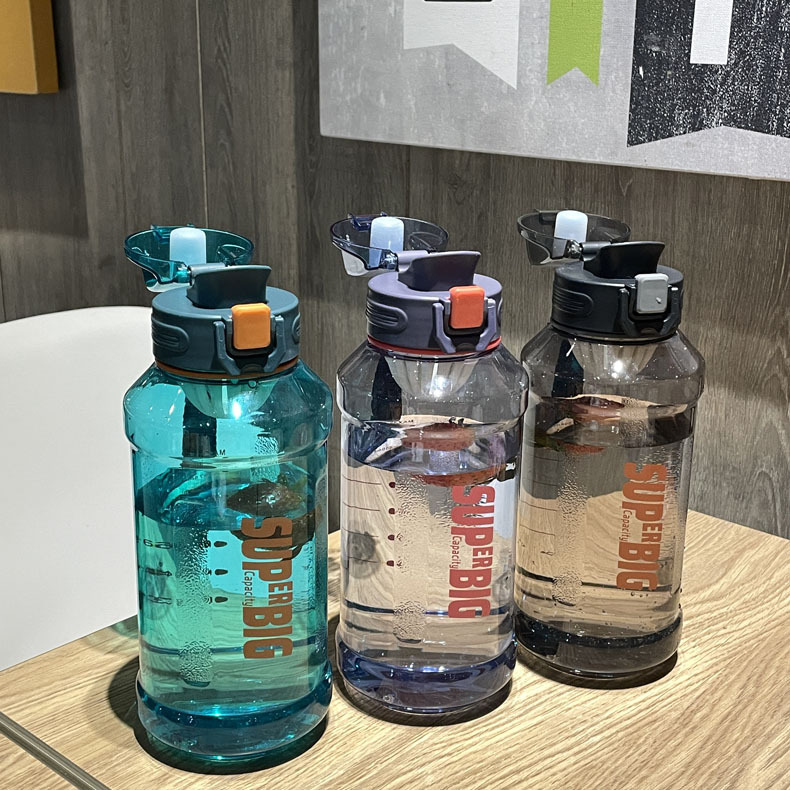 新款户外太空杯直饮杯大容量水壶1300ml便携运动塑料提绳杯子YT-16