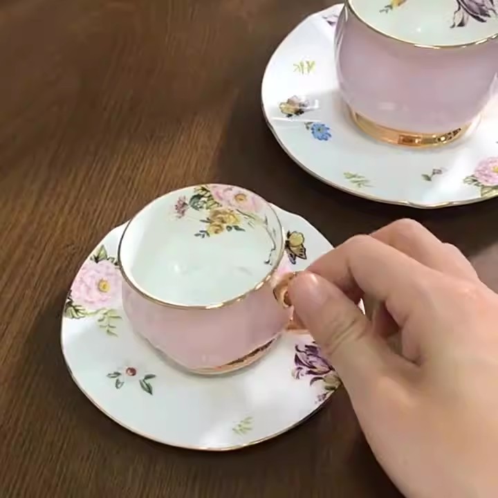 Italian bone China coffee cup exquisite couple cup 2 cups saucer coffee set Italian espresso tea set wholesale BS-180